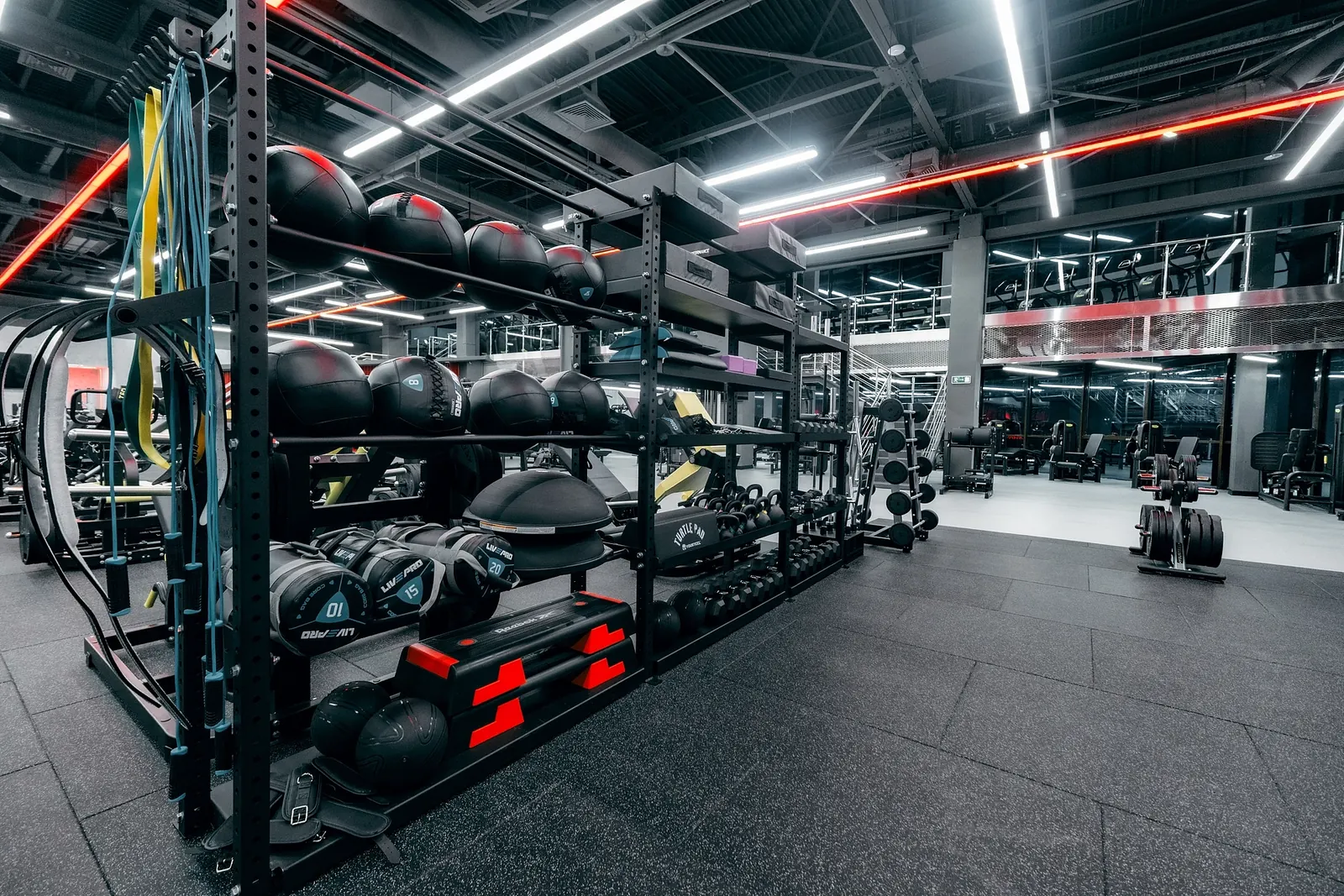 Функциональный тренинг с новейшим оборудованием и инвентарем - K1 Fitness, Алматы