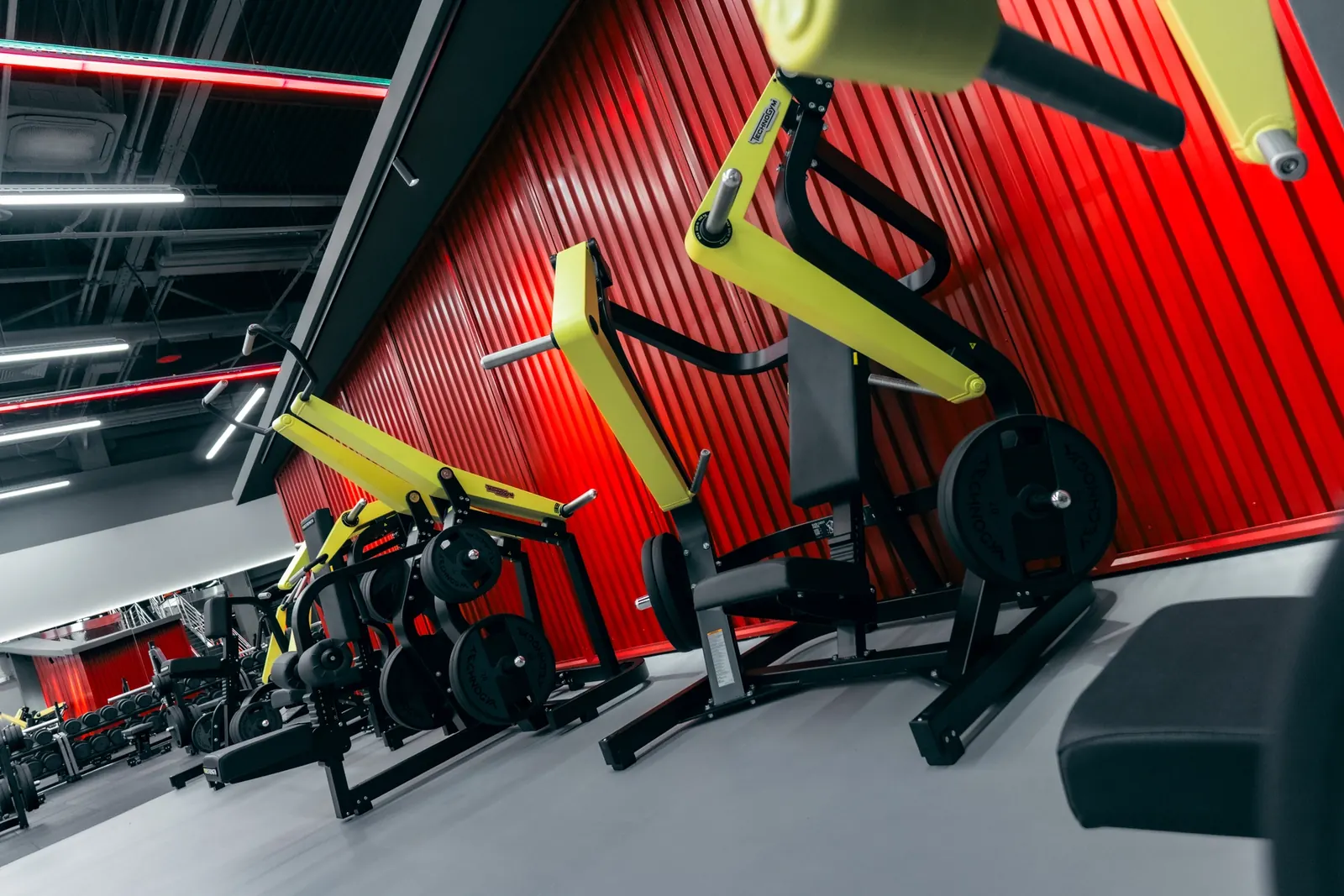 Фитнес-клуб K1 Fitness в Алматы: зал клуба, фото 3